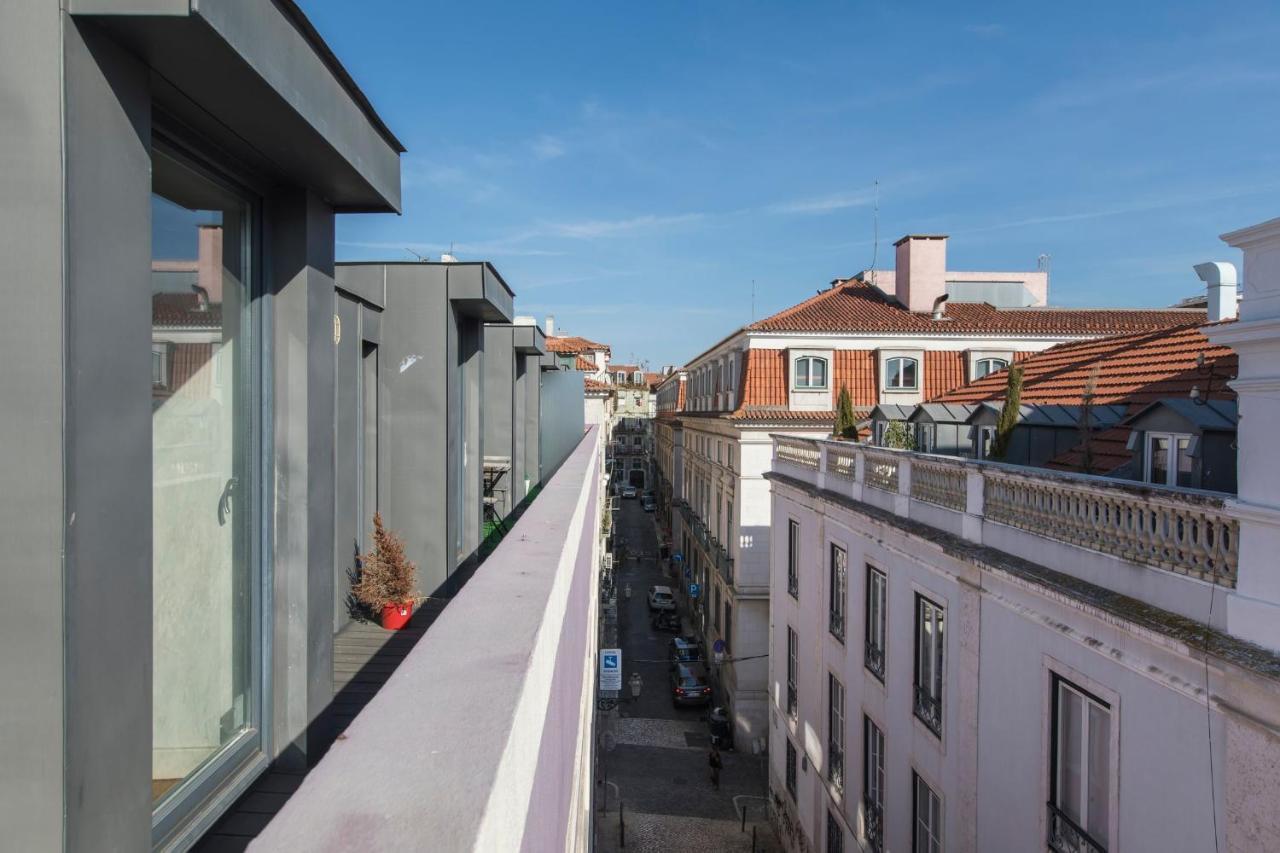 Bairro Alto Stunning Flat With Balcony By Lovelystay リスボン エクステリア 写真
